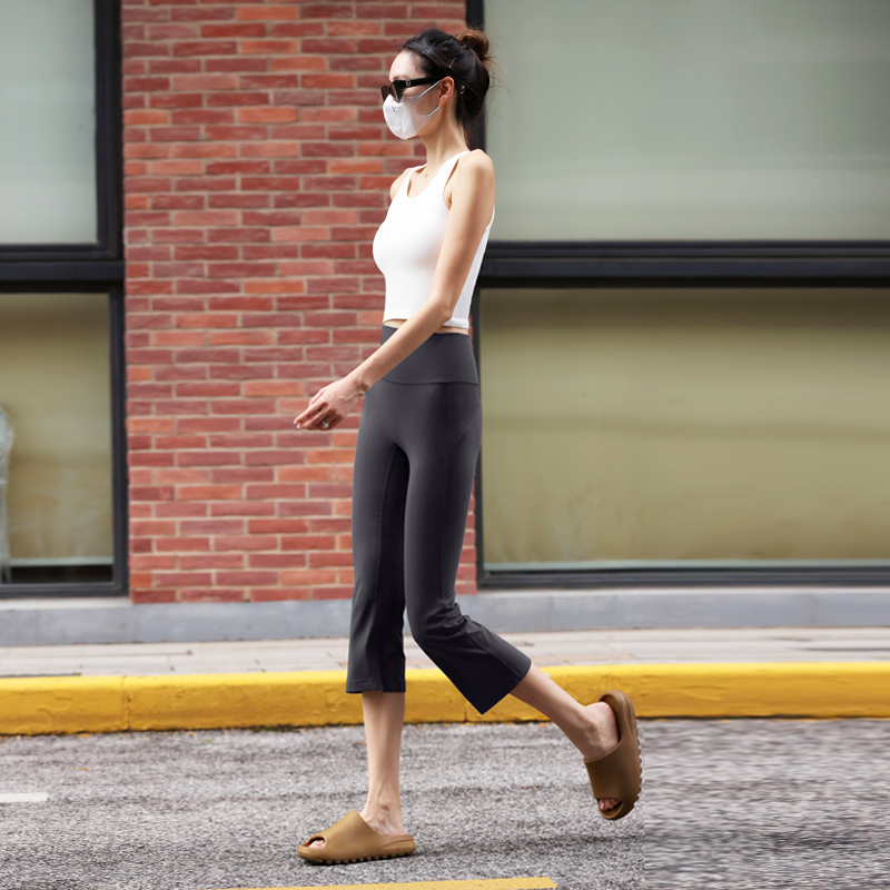Cropped Flared Yoga Pants for  - огляд і ціна Pilates Yoga Roma