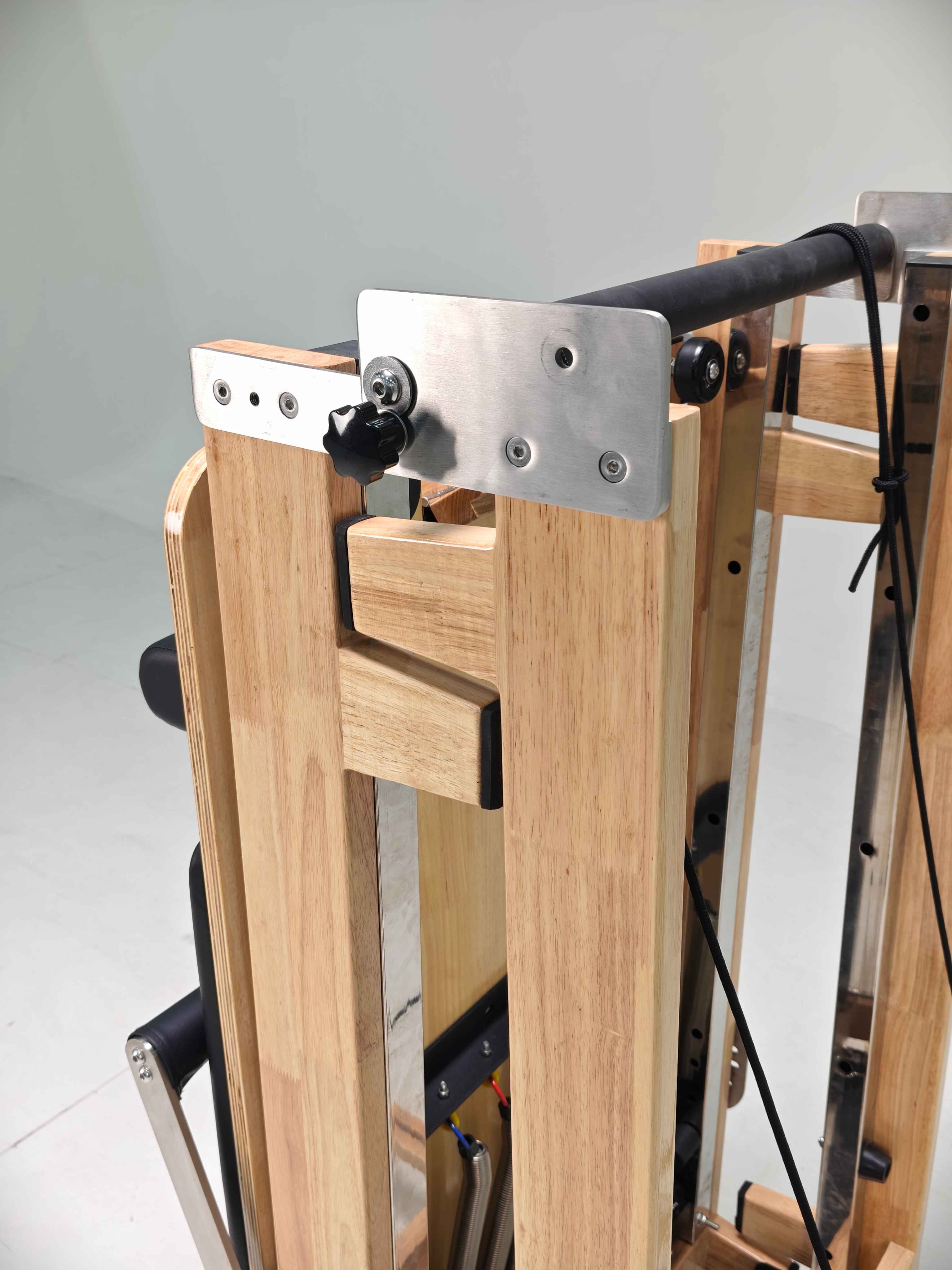 Commercial Foldable Oak & Alum - огляд і ціна Pilates & Yoga Studio Alineacion